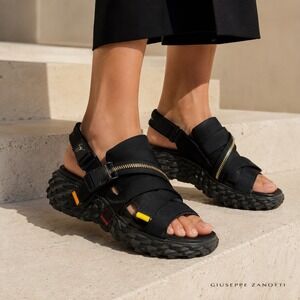 Giuseppe Zanotti Urchin sport sandals Made in Italy size 9